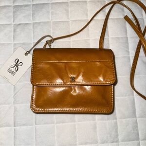 Hobo Jill‎ Wallet Crossbody in Natural